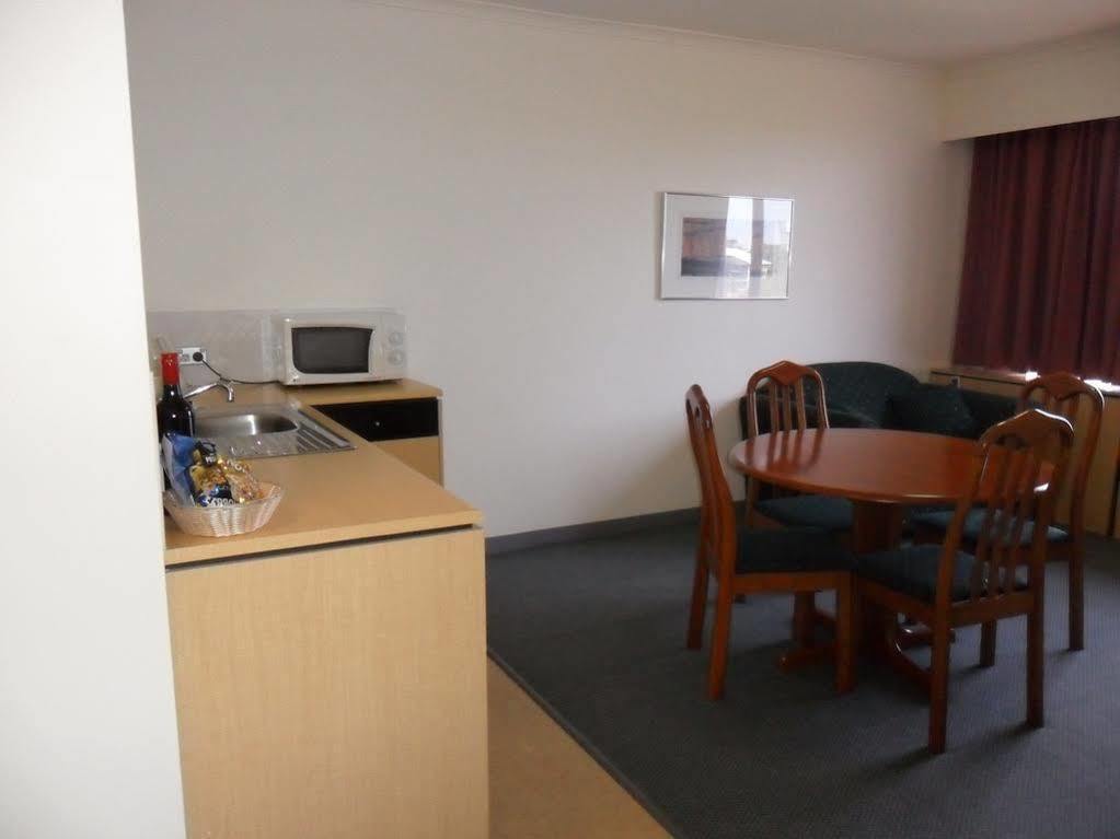 Frontier Hotel Darwin Exteriör bild